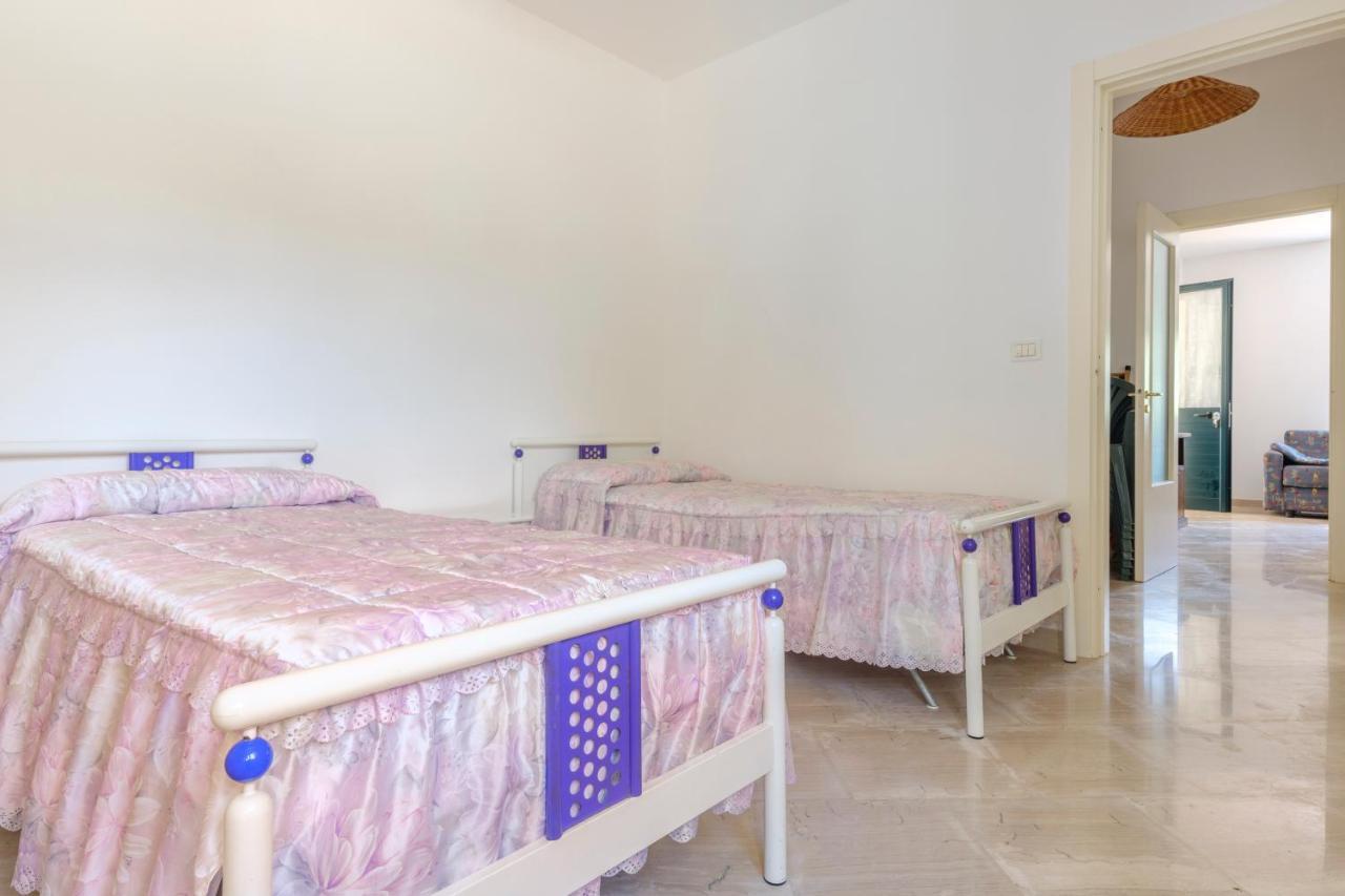 Villa Laura Каровиньо Екстериор снимка